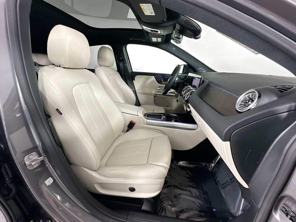 New 2026 Mountain Grey Metallic Mercedes-Benz GLA 250 image 28