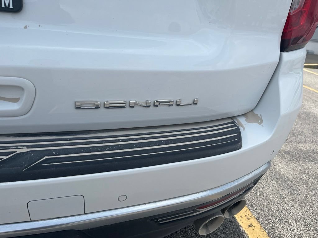 Used 2024 Summit White GMC Denali image 12