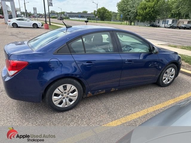 Used 2013 Blue Chevrolet LS image 2