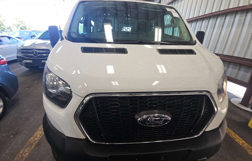 Used 2025 White Ford Base image 3