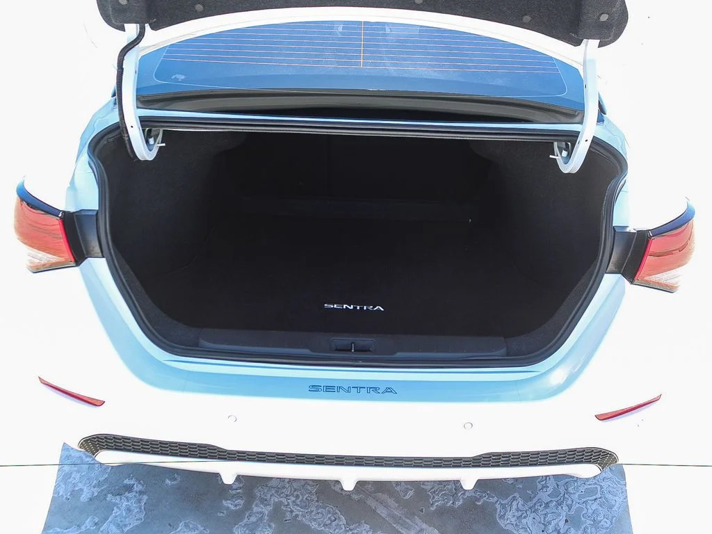 Used 2025 Aspen White Nissan SV image 26