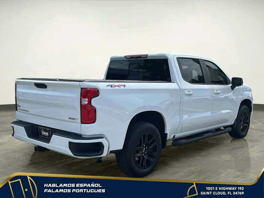 Used 2026 Summit White Chevrolet RST image 6