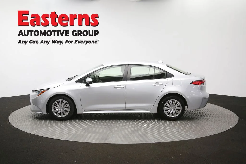 Used 2022 Silver Toyota LE image 60