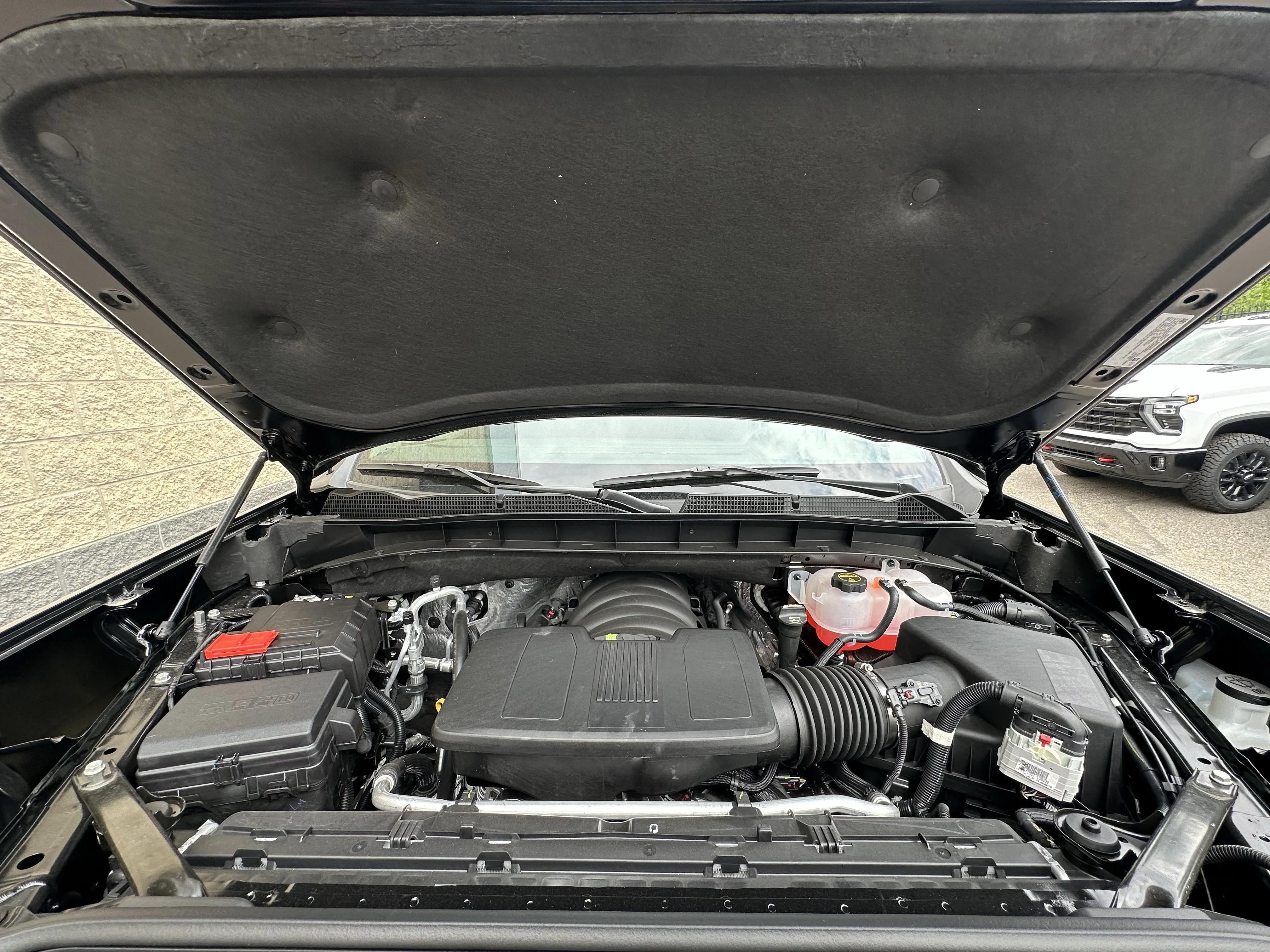 New 2026 Onyx Black GMC Elevation image 7