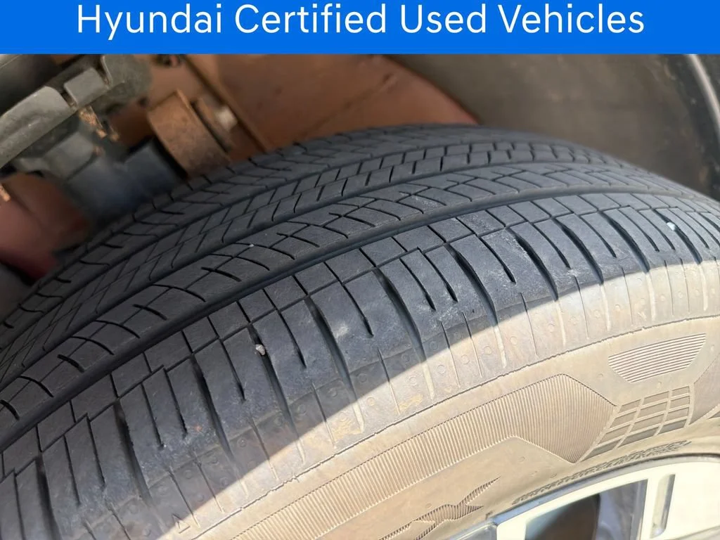 Certified Pre-Owned 2025 Hyundai Tucson Hybrid SEL Convenience