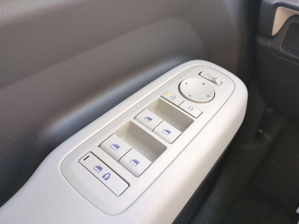 2026 Hyundai Santa Fe SE - Photo 29
