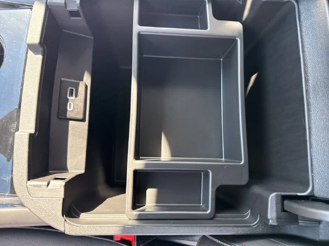 2027 Chevrolet Suburban RST - Photo 29