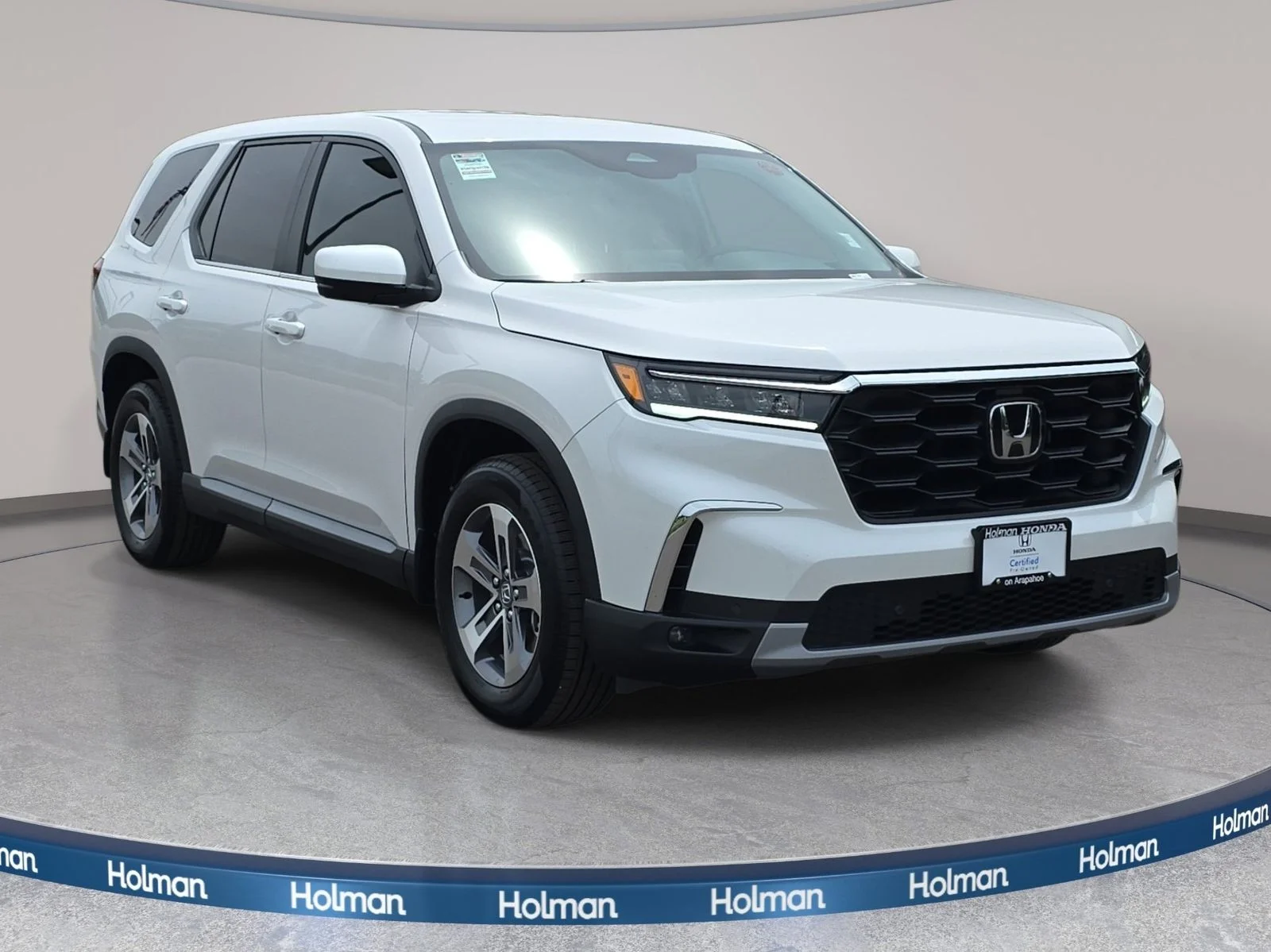 Certified Used 2025 Platinum White Pearl Honda EX-L image 4