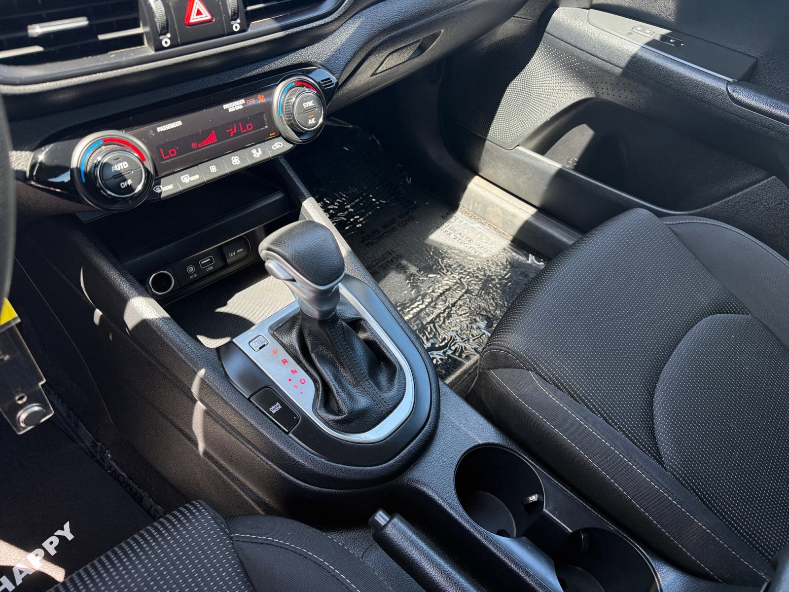 Used 2019 Aurora Black Kia LXS image 13