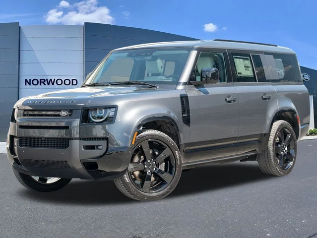 2026 Land Rover Defender 130 X-Dynamic SE
