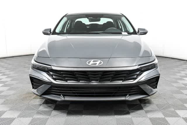 New 2026 Ecotronic Gray Hyundai SE image 2