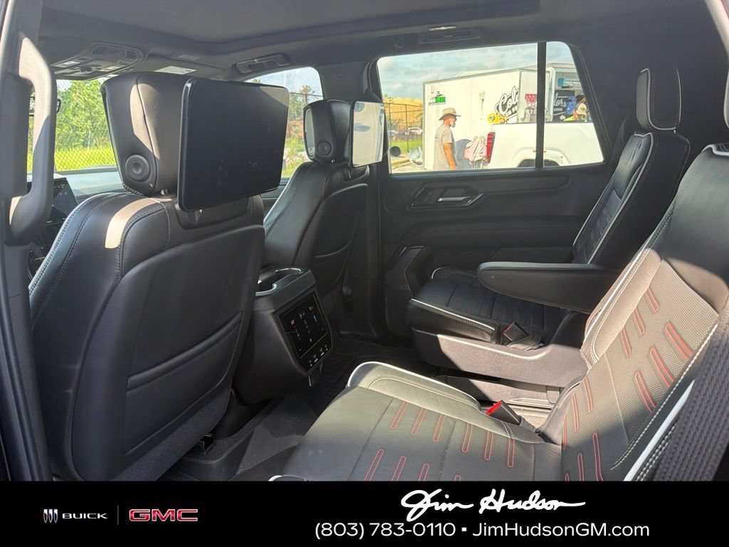 2025 GMC Yukon AT4 Ultimate - Photo 7