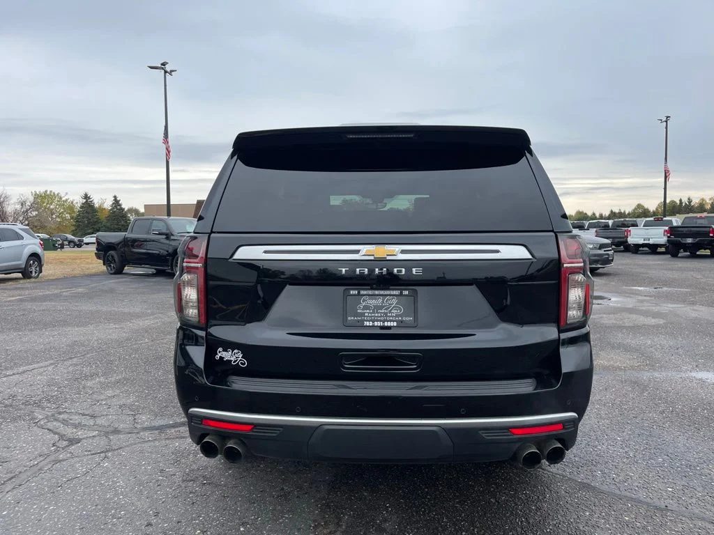 Used 2021  Chevrolet High Country image 6