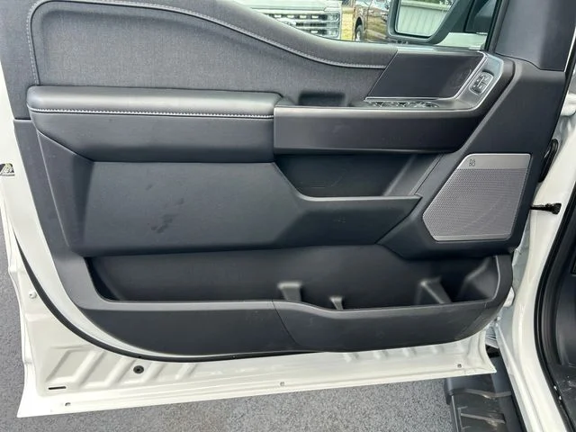 New 2026 Star White Metallic Tri-Coat Ford Lariat® image 10