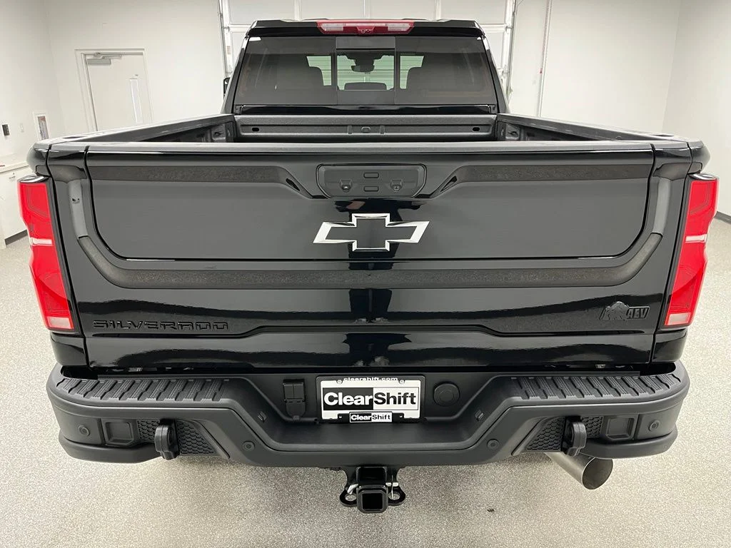Used 2025 Black Chevrolet ZR2 image 9