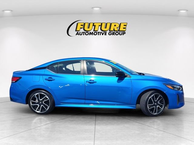 Used 2025 Blue Nissan SR image 3