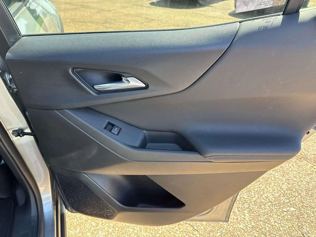 Used 2026 Sterling Gray Metallic Chevrolet LT image 17