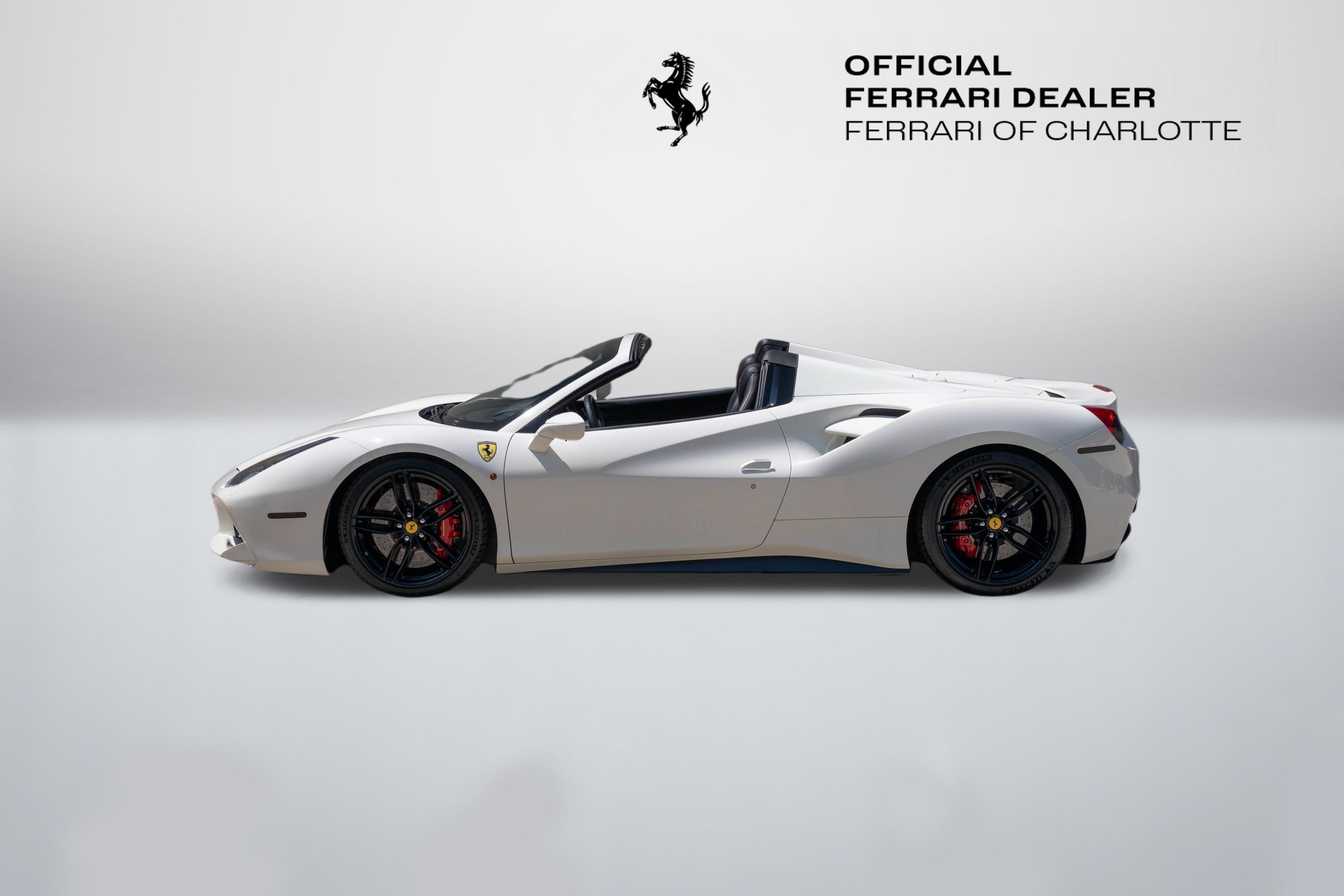 Used 2018 Bianco Avus Ferrari Base image 4