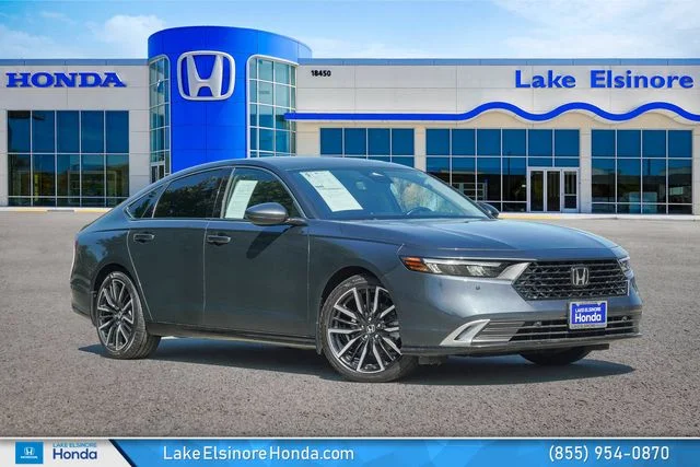Used 2025 Meteorite Gray Metallic Honda Touring image 1