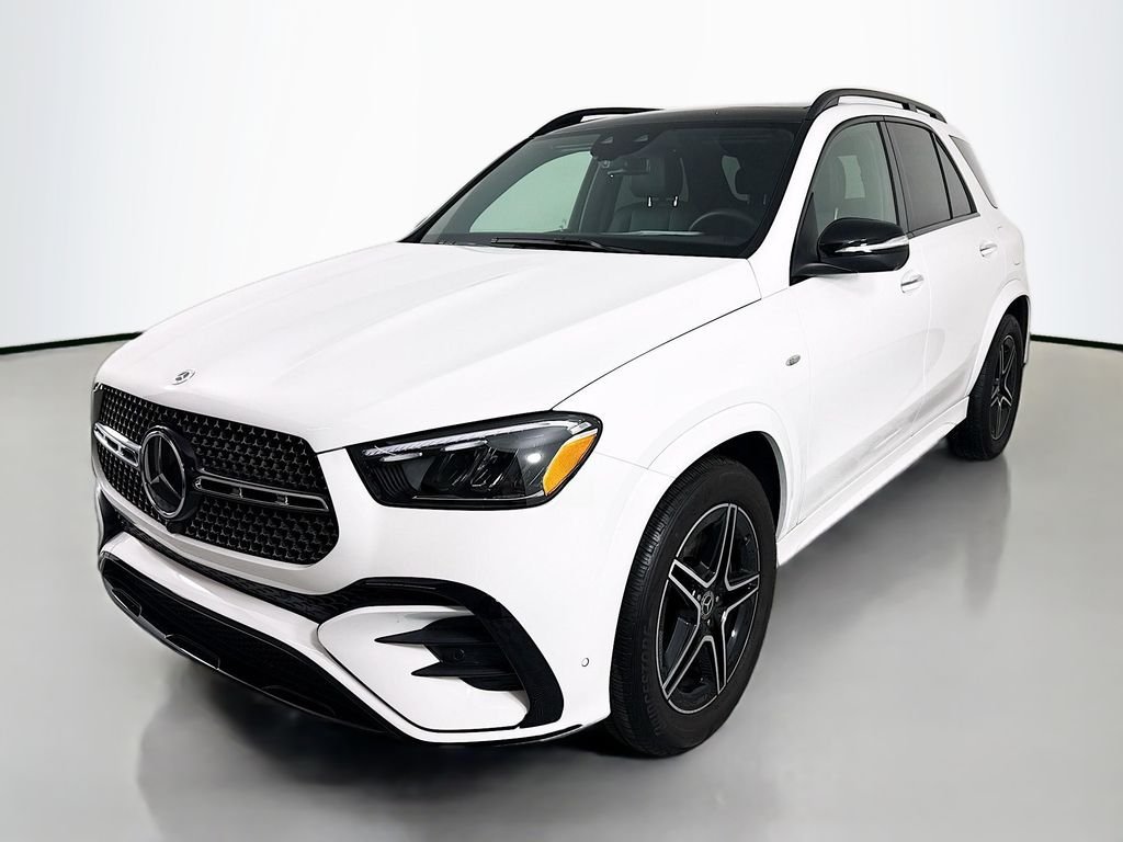 Used 2025  Mercedes-Benz GLE 450e image 1