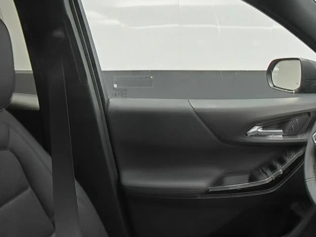 2027 Chevrolet Equinox LT - Photo 34