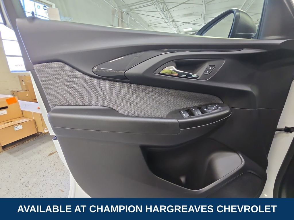 2023 Chevrolet TrailBlazer LS - Photo 30