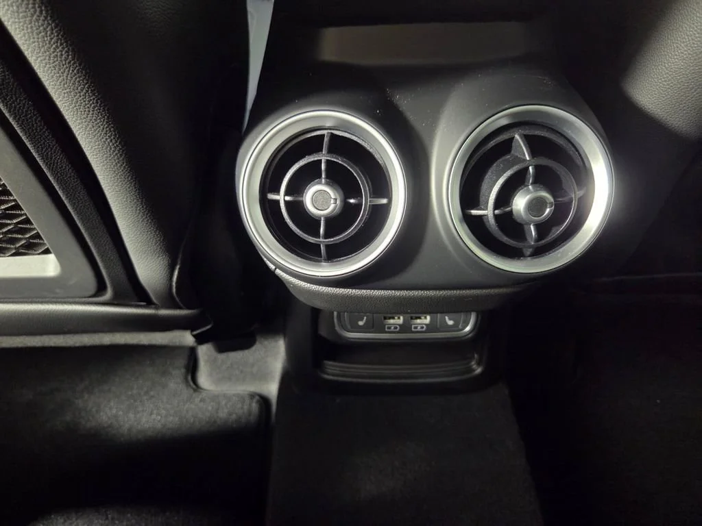 New 2026 Moonlight Gray Metallic Alfa Romeo Base image 18