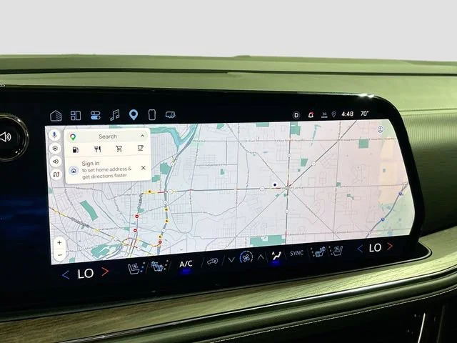 2025 Chevrolet Suburban Premier - Photo 16