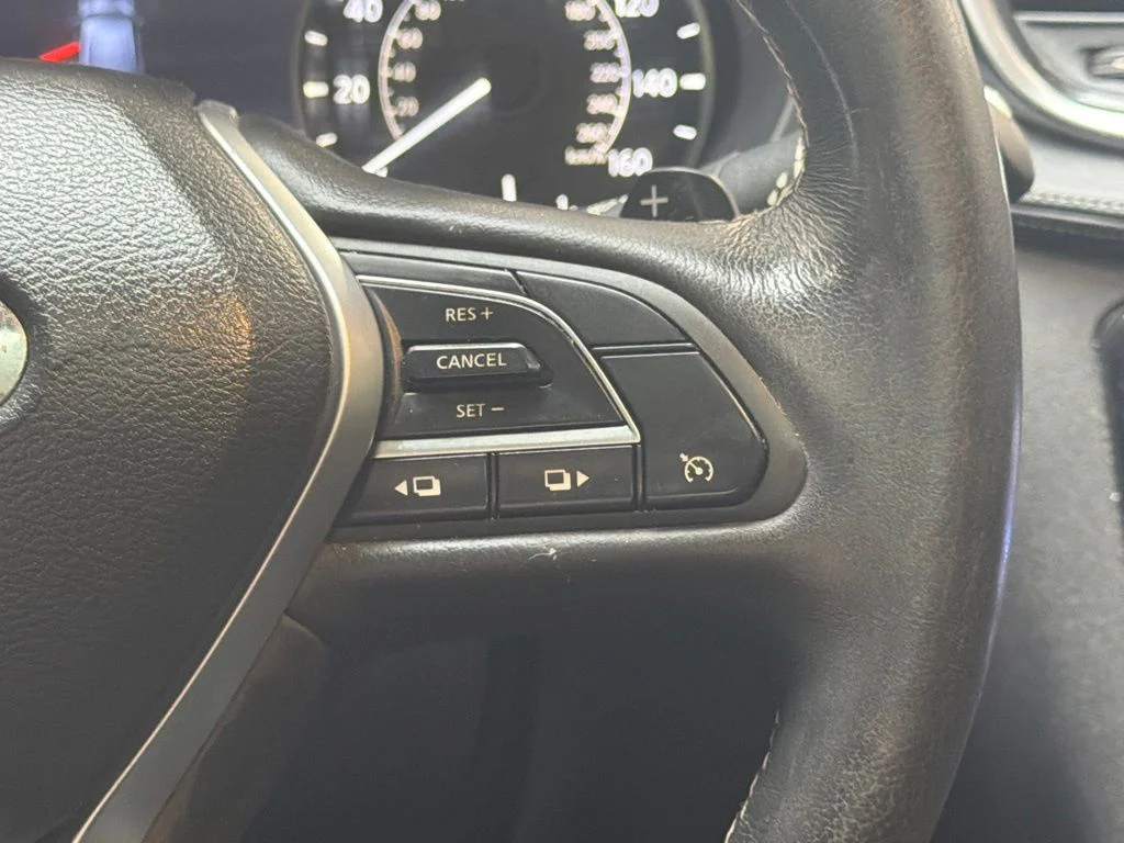 Used 2019 Black Obsidian INFINITI LUXE image 22