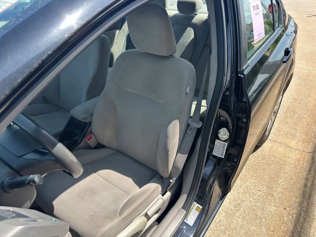 Used 2012 Black Honda LX image 23