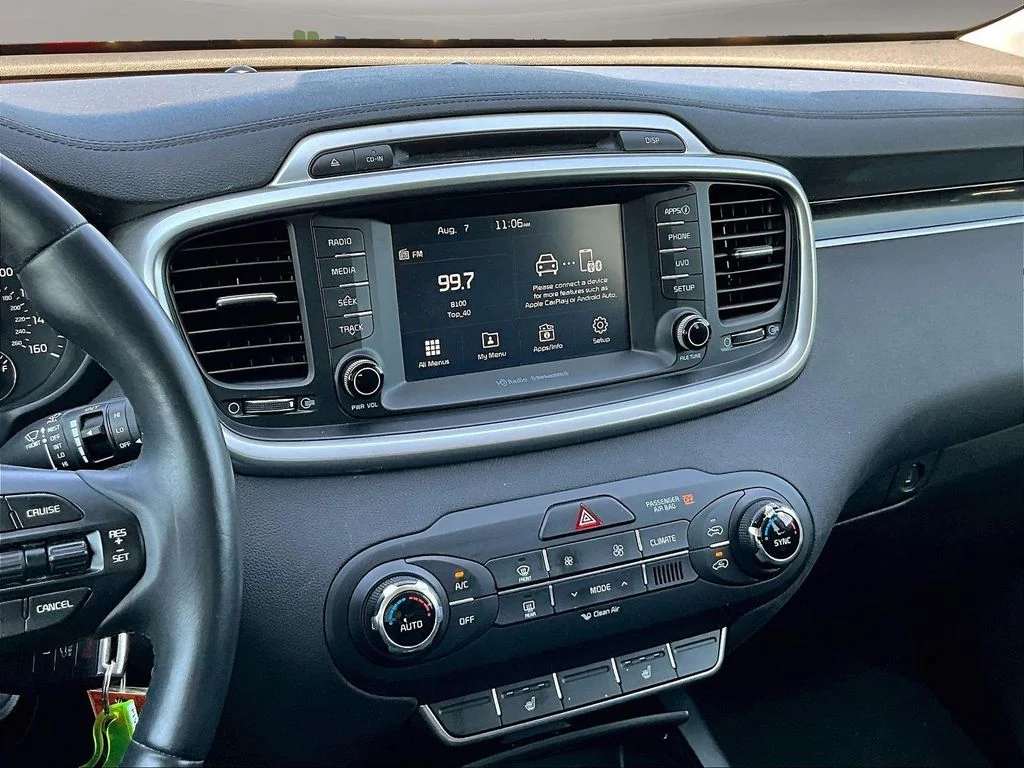 Certified Used 2017 Purple Kia LX image 11