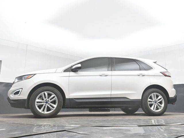 Used 2017 White Ford SEL image 32