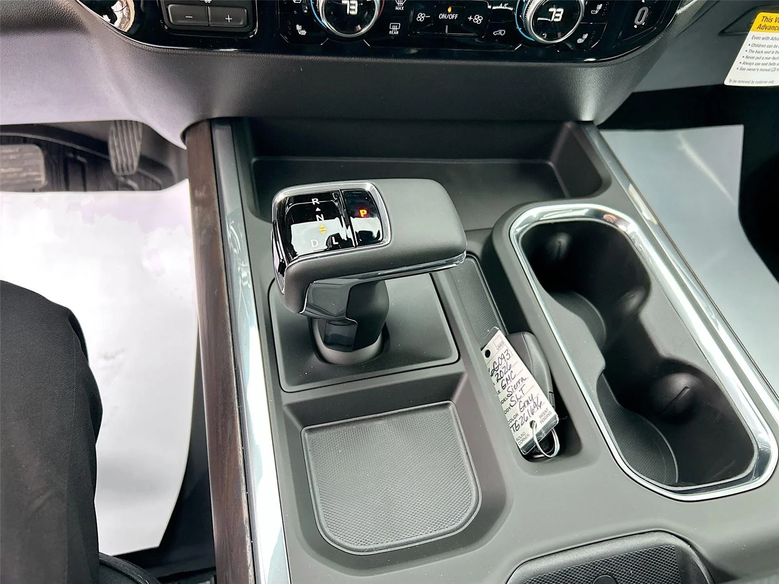 2026 GMC Sierra 1500 SLT - Photo 17