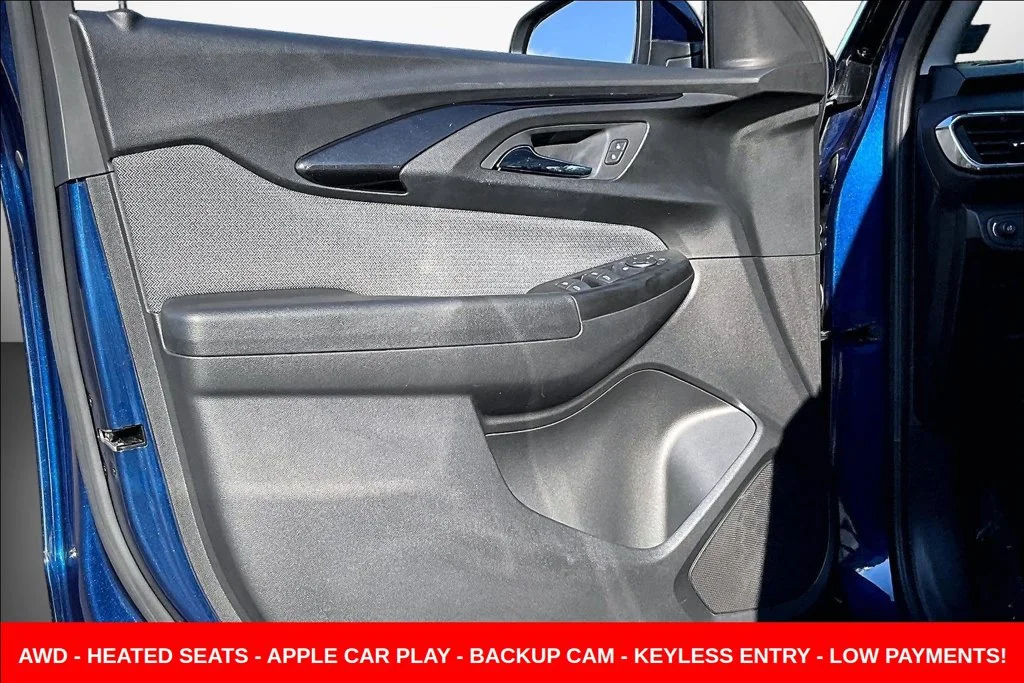Used 2022 Blue Chevrolet LT image 23