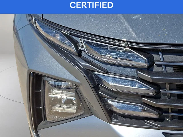 Used 2025 Gray Hyundai SEL image 9