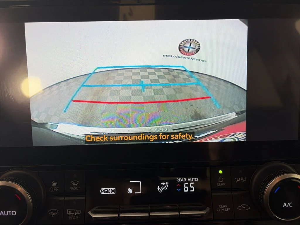 Used 2023  Toyota XLE image 4