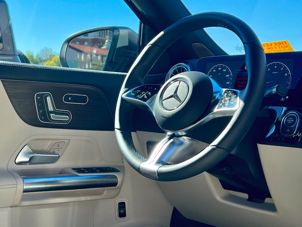Certified Used 2026  Mercedes-Benz GLA 250 image 7