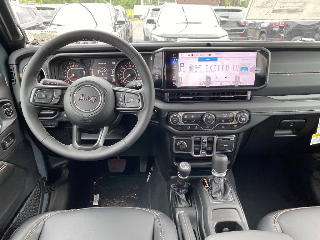 New 2026 Gray Jeep Sahara image 9