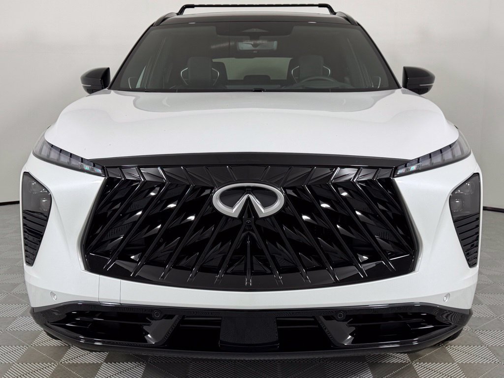 New 2027 2T RAD WHT INFINITI Autograph AWD image 3