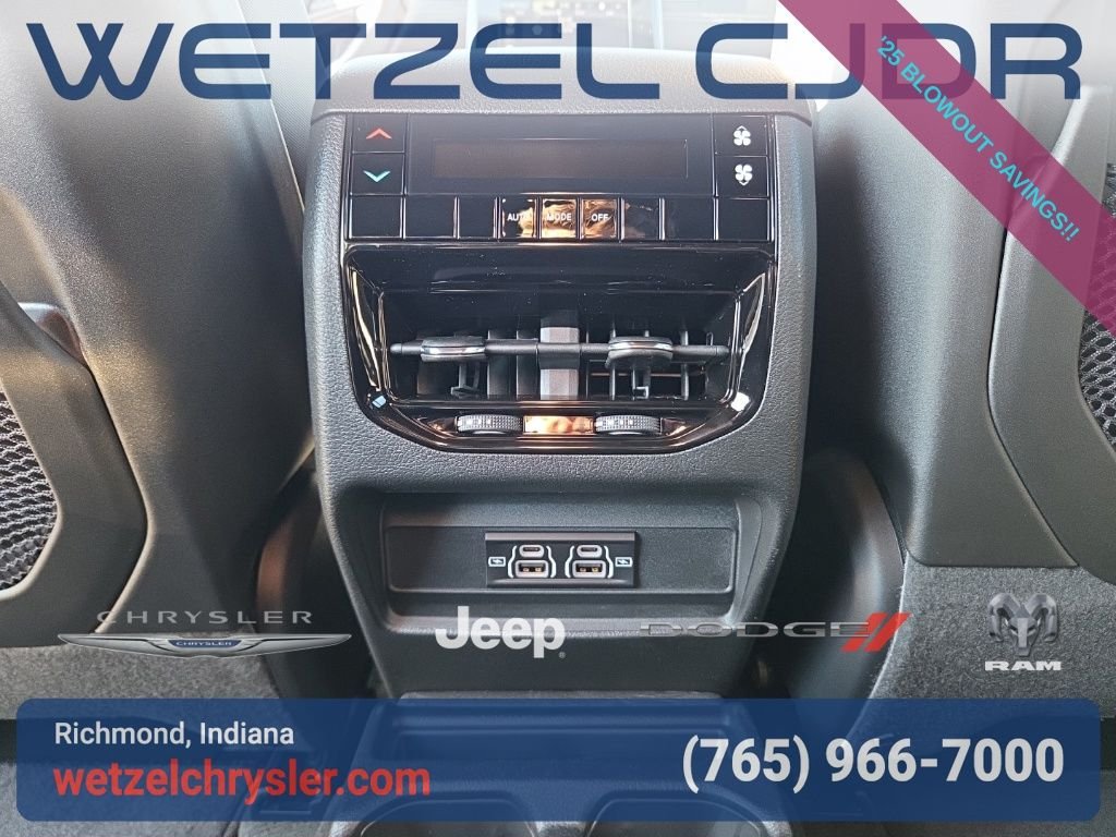 2025 Jeep Grand Cherokee L Laredo - Photo 31