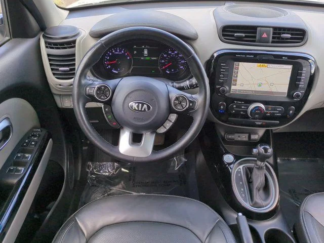 Used 2019 White Kia Plus image 16