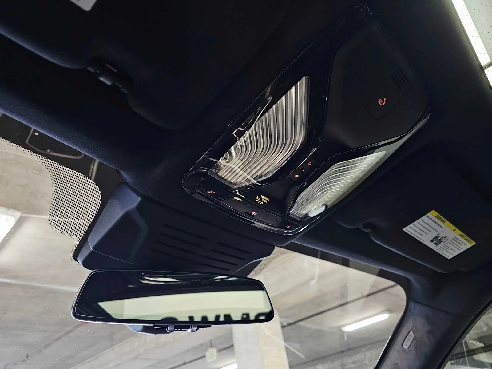 New 2026 Black Sapphire Metallic BMW M60i image 20