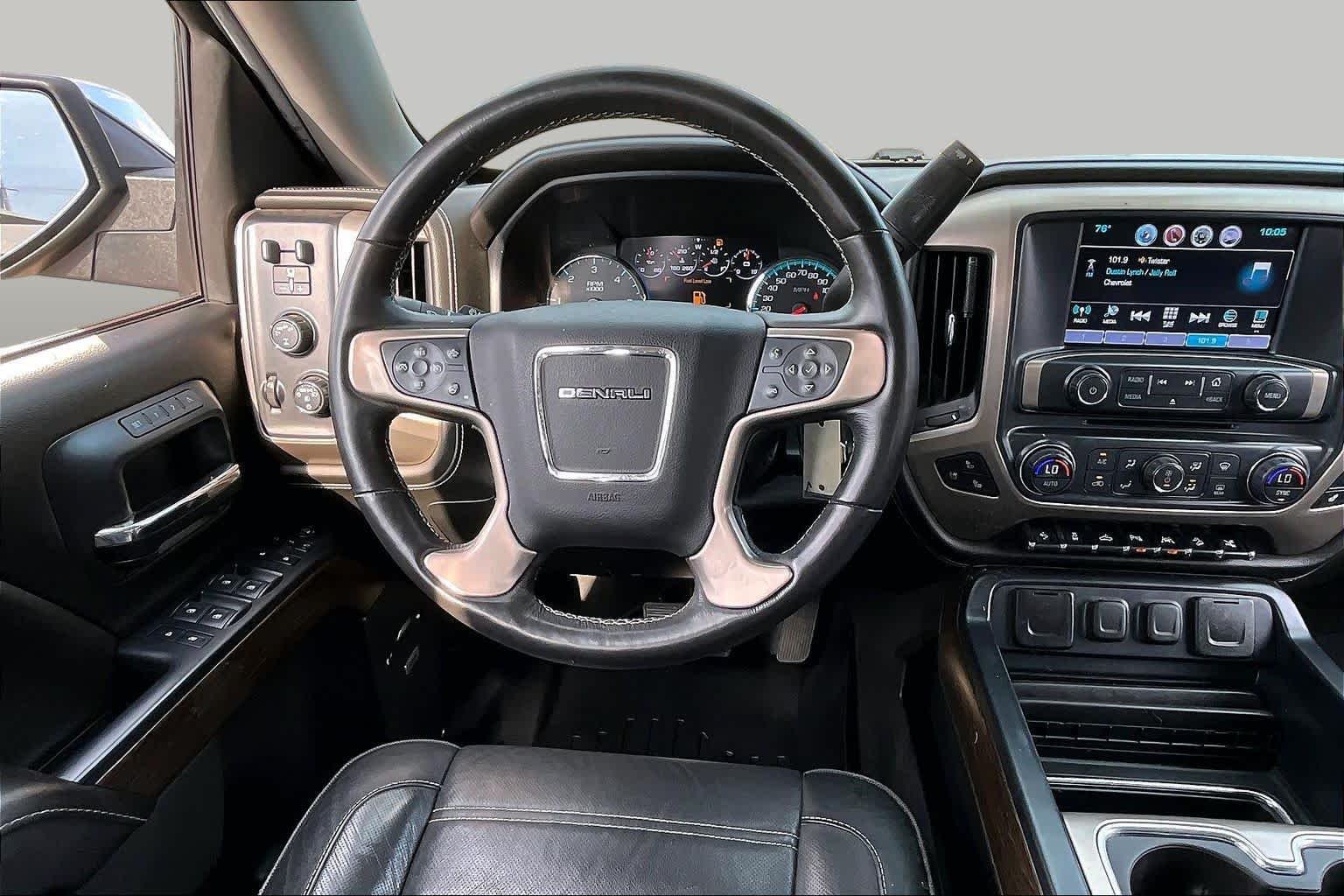 Used 2017 Dark Slate Metallic GMC Denali image 5