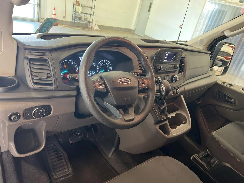 Used 2020 Black Metallic Ford XLT image 4