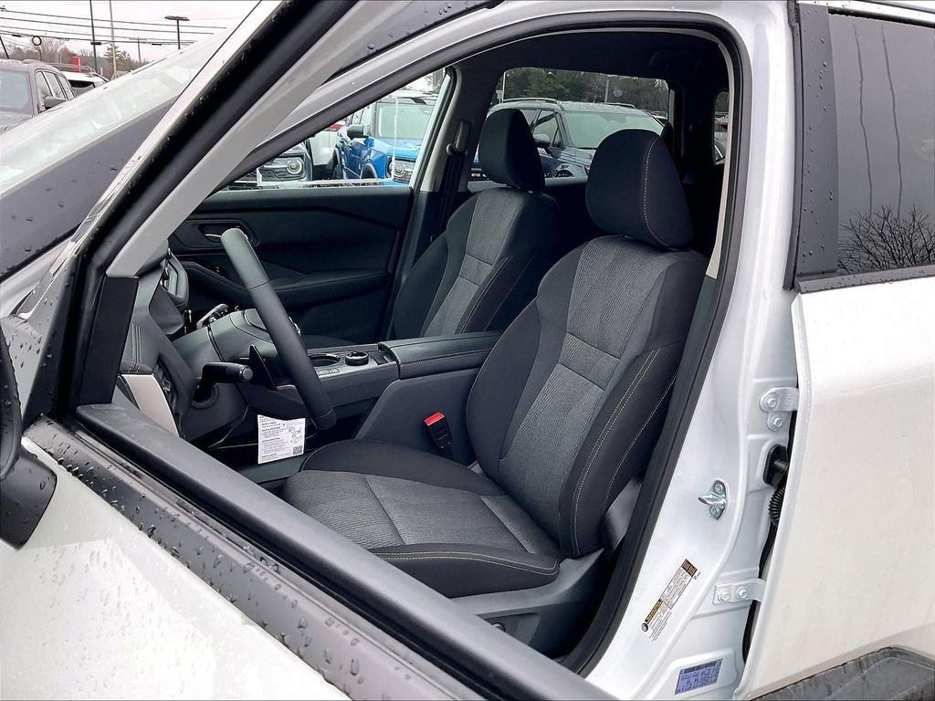 New 2026 Everest White Pearl TriCoat Nissan SV image 10
