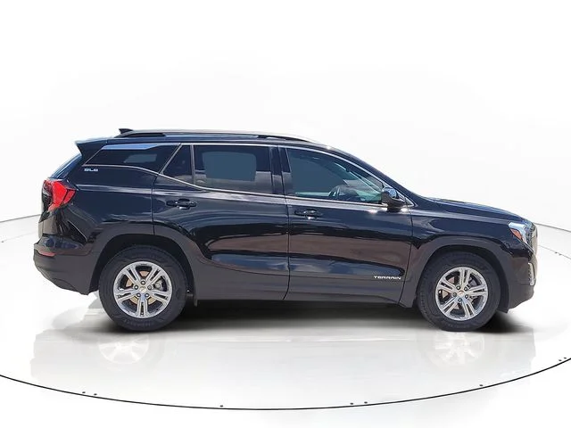 Certified Used 2020 Black GMC SLE image 4