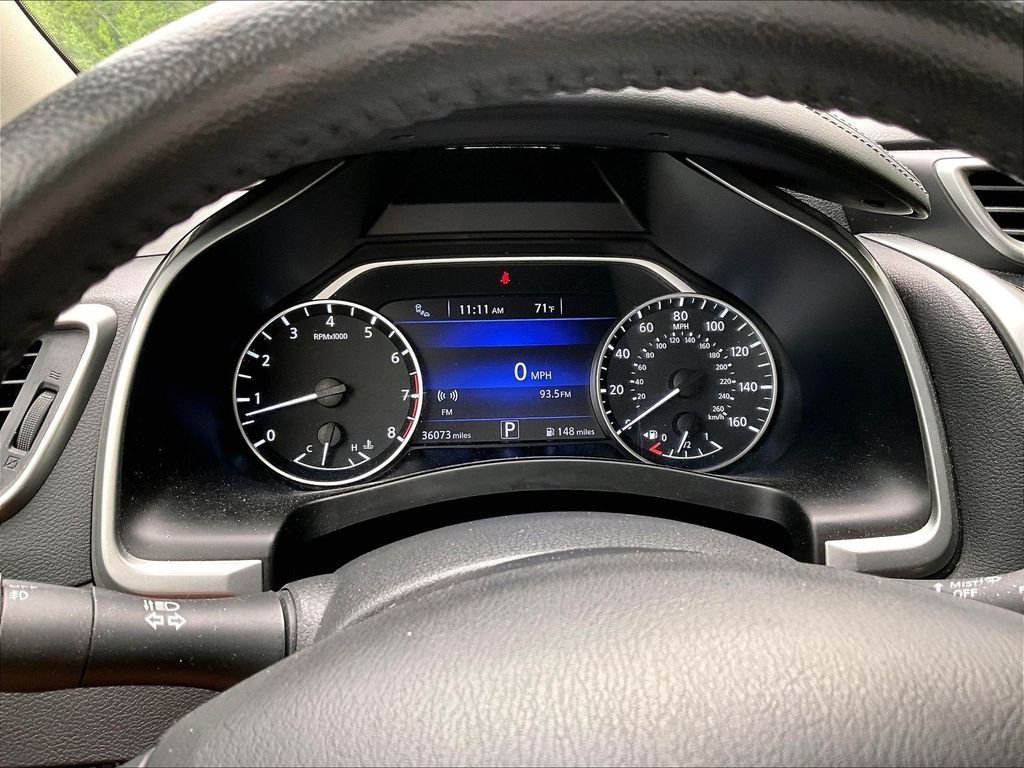 Used 2023 White Nissan SV image 13