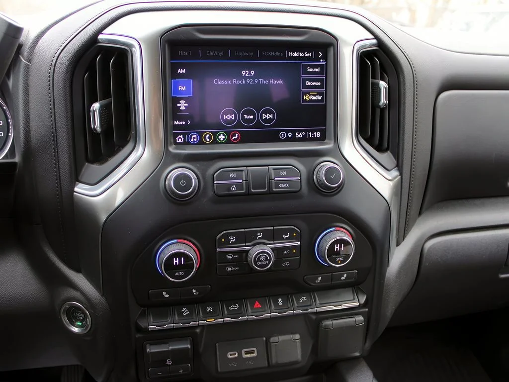 Used 2021 Summit White Chevrolet LT Trail Boss image 19