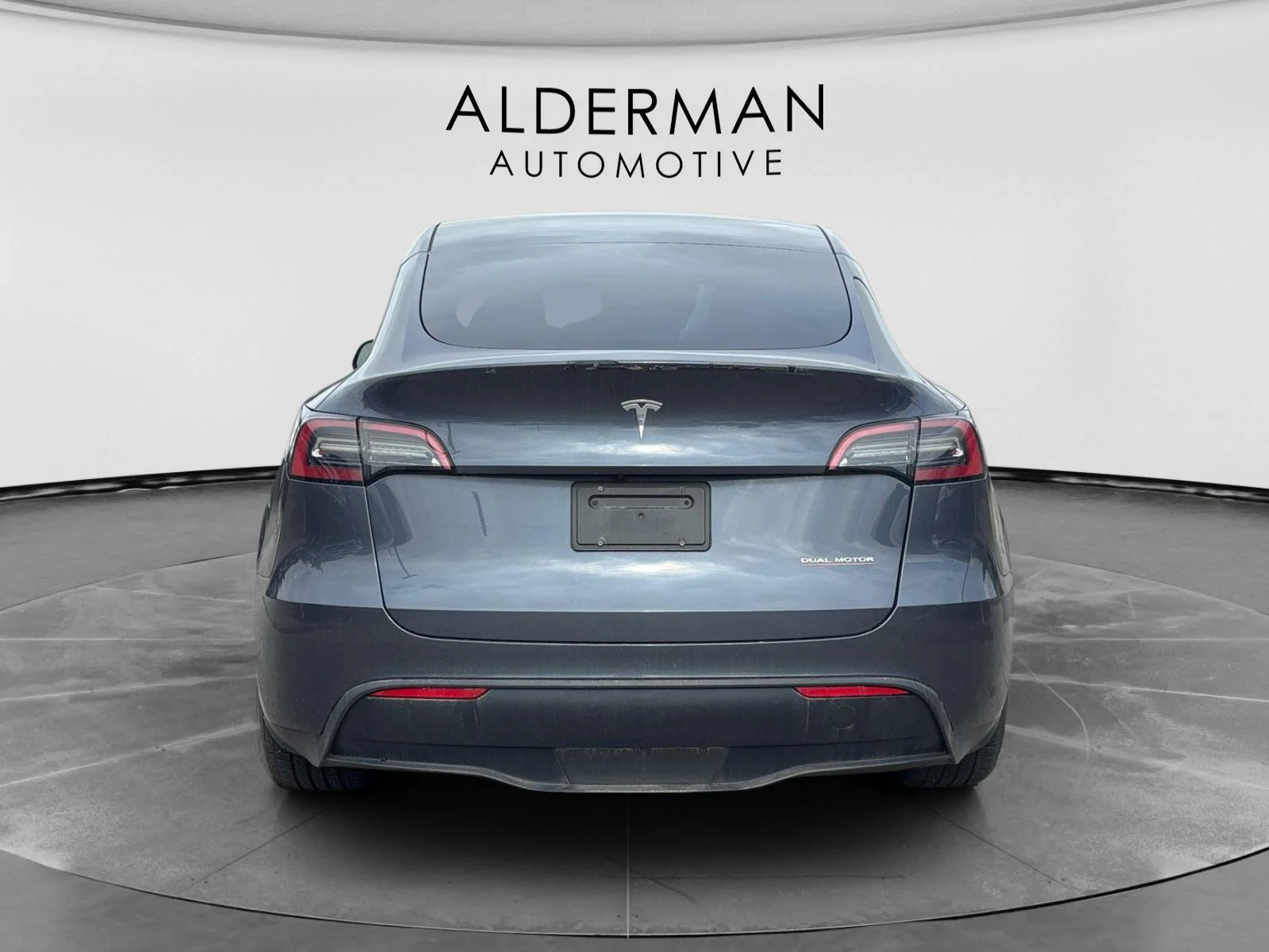Used 2023  Tesla Performance image 4