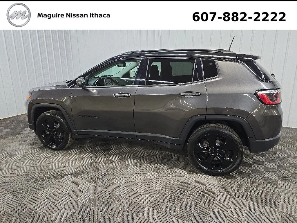 Used 2020 Gray Jeep Latitude image 5
